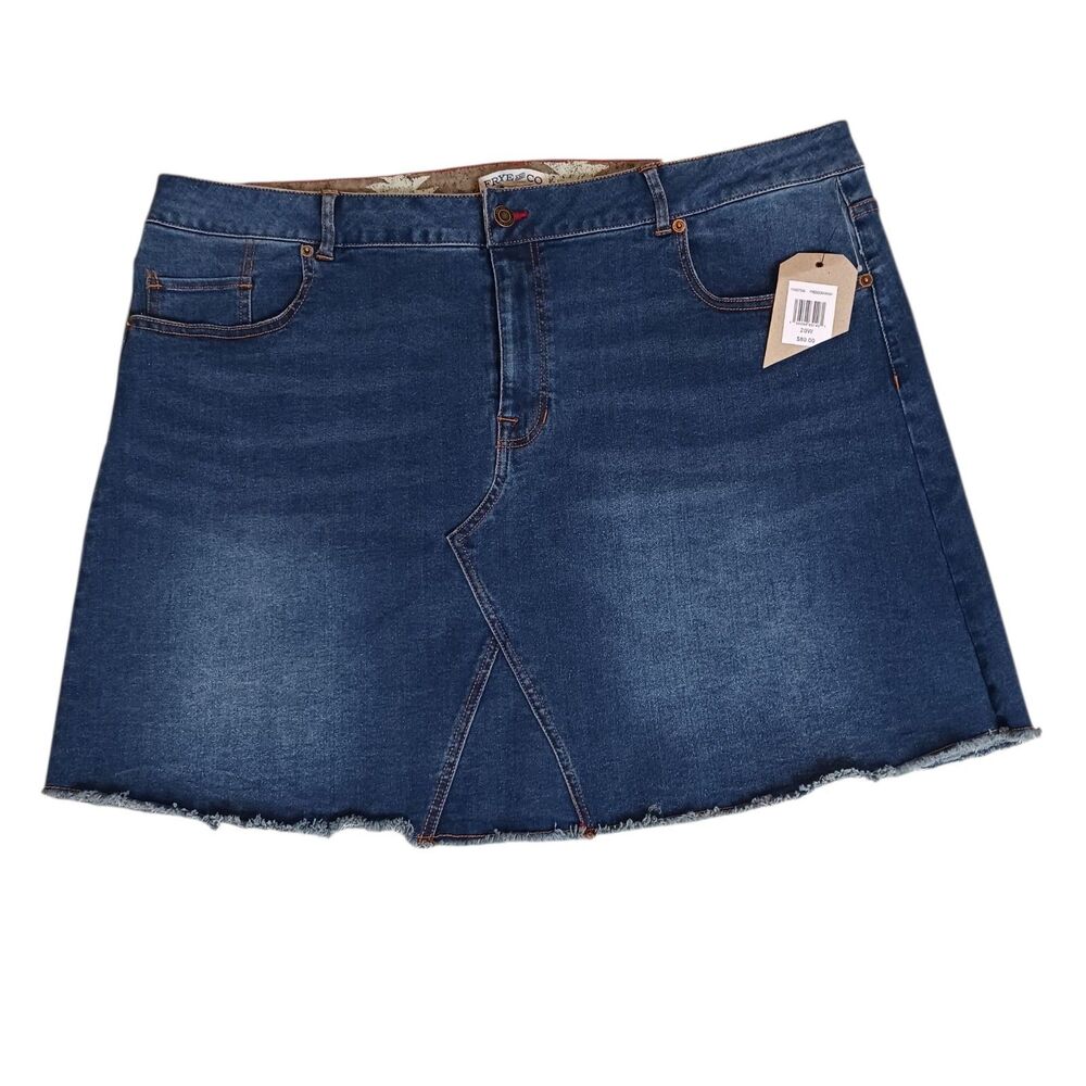 Frye and Co. Women's Denim Mini Skirt Frayed Raw Hem size 20W NWT